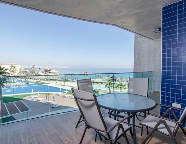 Apartamento de 2 dormitorios con vistas al mar - Capacidad 4